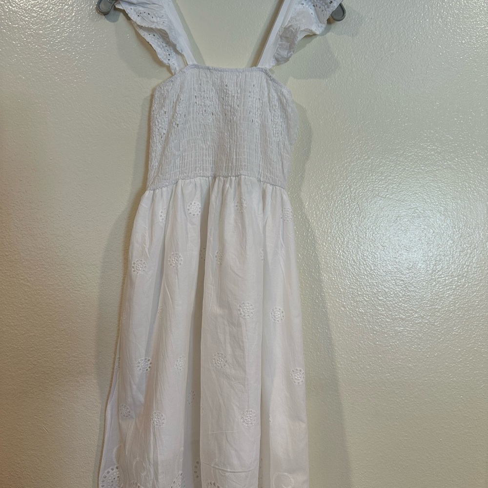 White sun long sun casual dress